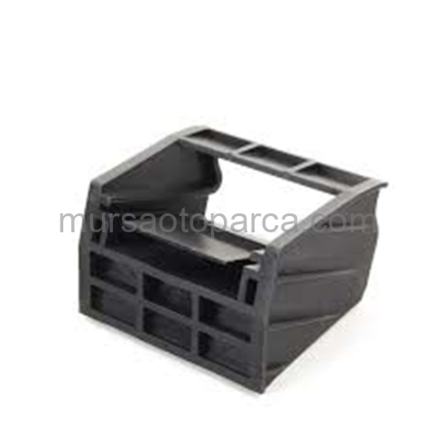 X5 E70-X5 F15-X6 E71-X6 F16 Radyatör Braketi 08-18 17117533537