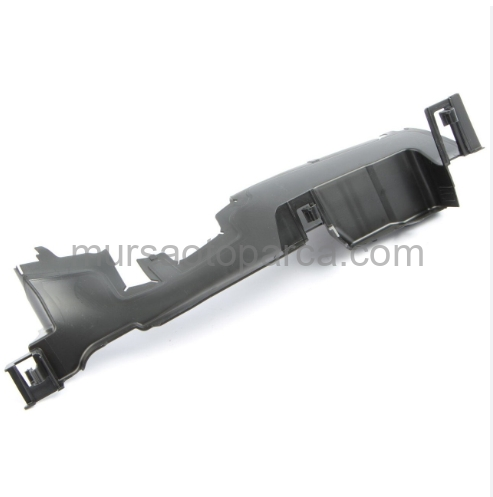 Passat Radyatör Braketi Sol 13- 3G0121283A