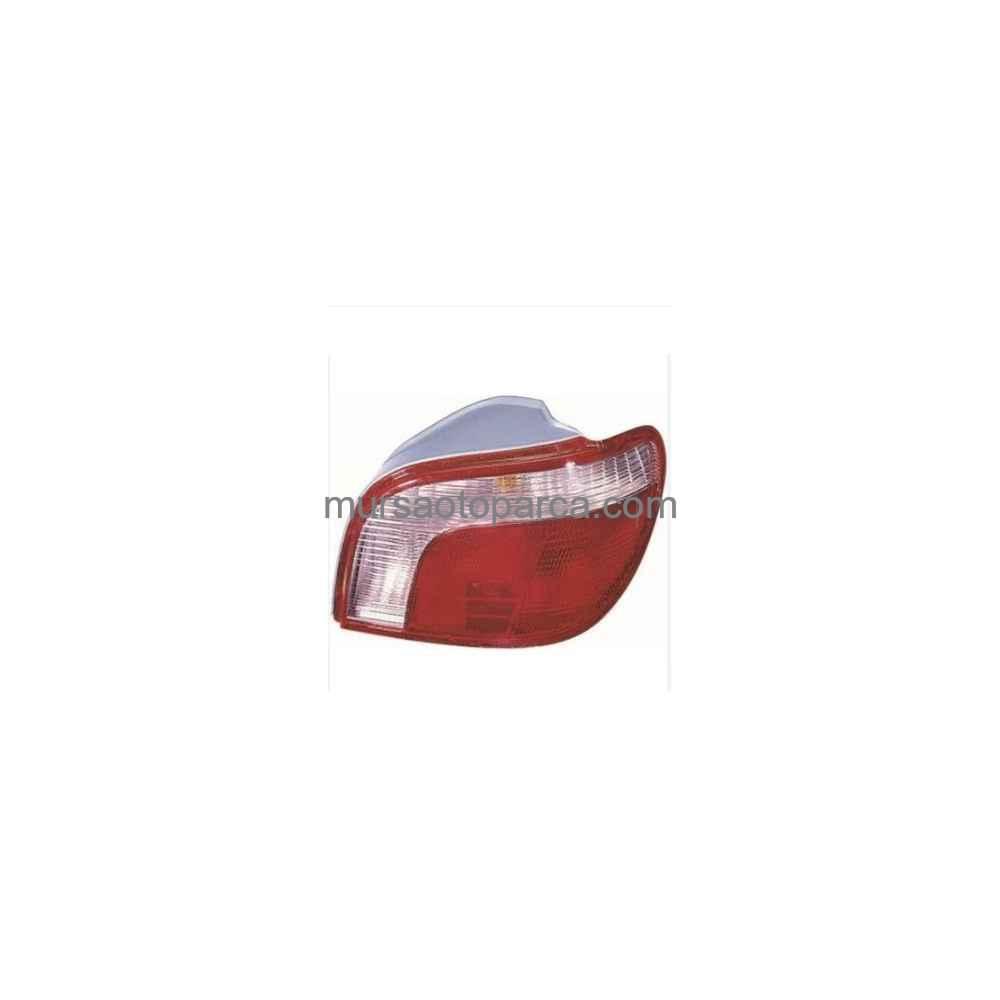 Yaris P1 Stop Lambası Sağ Sis Farsız 99-01 81551-52130 
