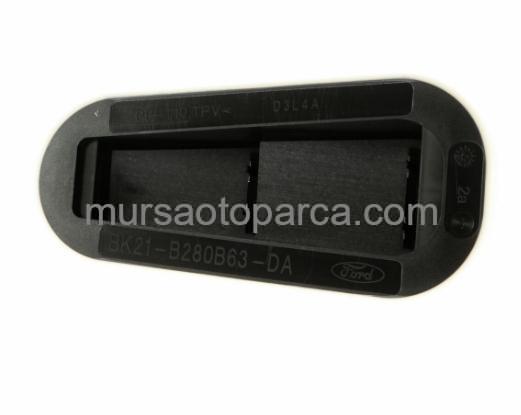 Transit V-362 Çamurluk Havalandırması 12-