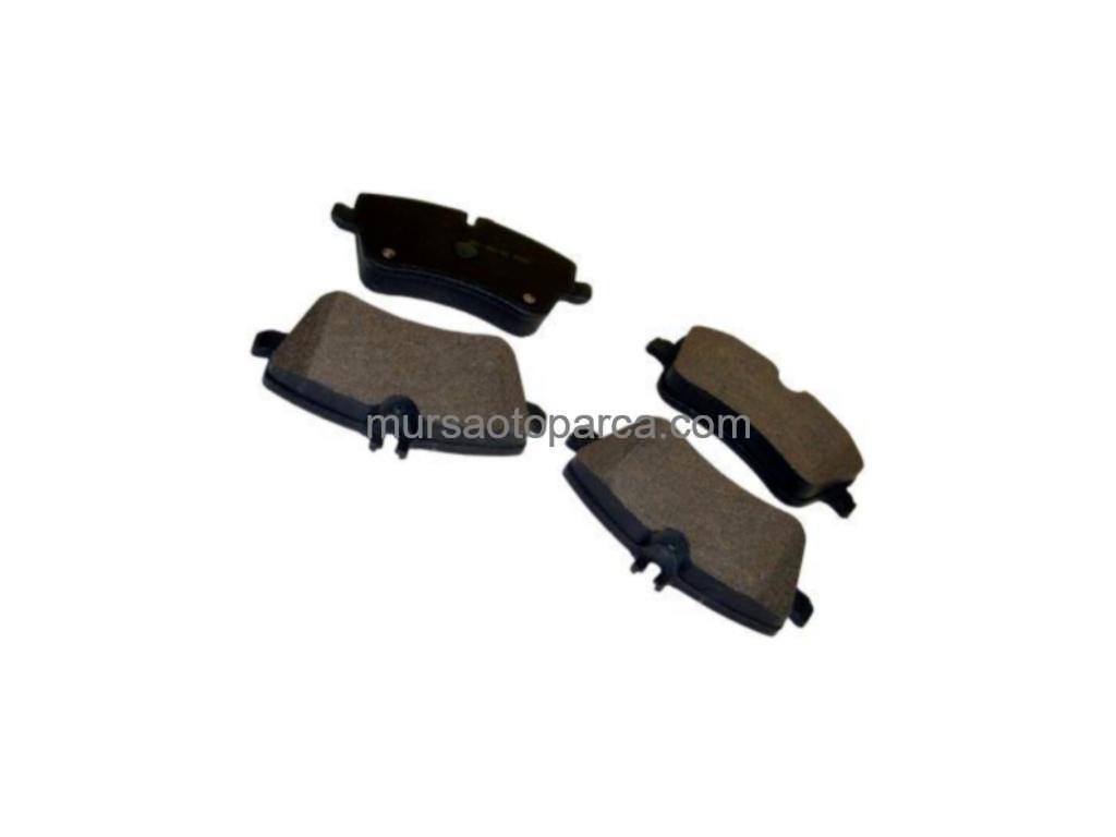 Mercedes W203-W209-W171 2000-2007 Ön Balata A0054206220