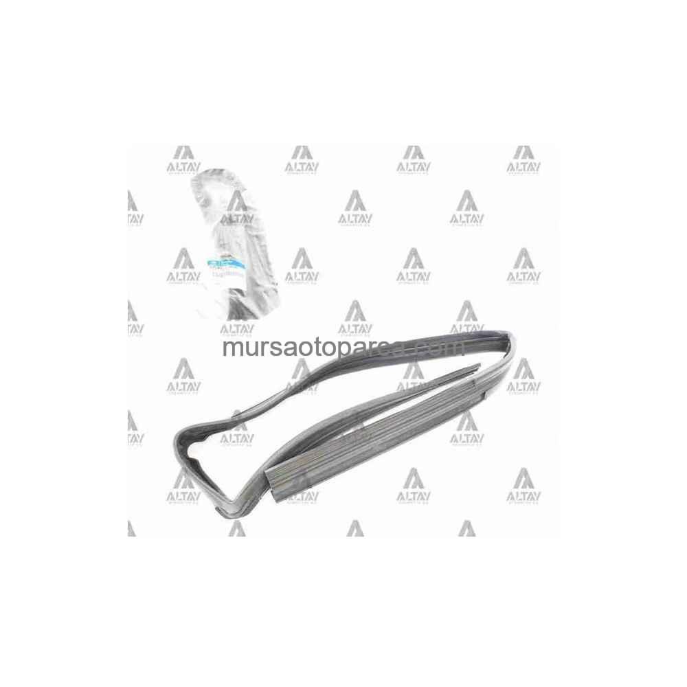Hyundai İ20 2008-2014 Ön Sağ Kapı Cam Fitili 825401J000 