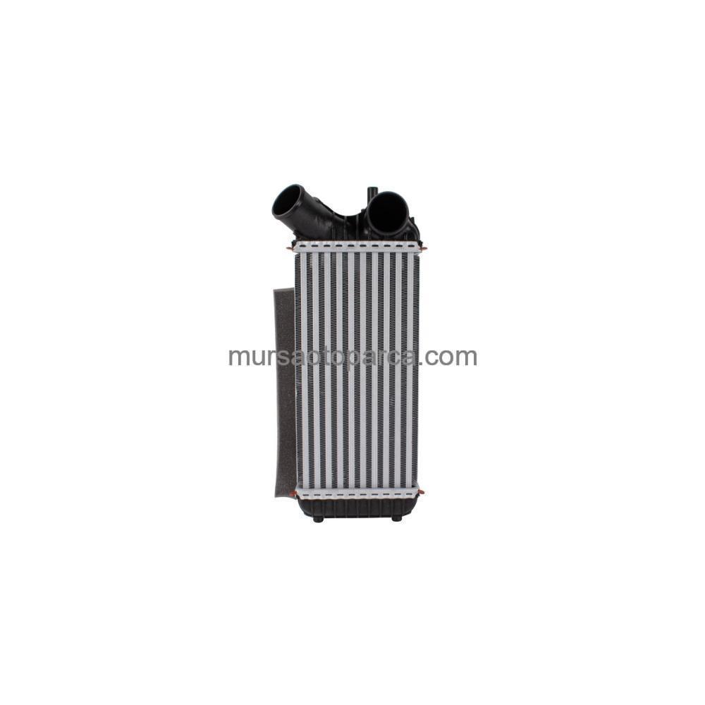 Focus/C-Max Turbo Radyatörü 8V61 9L440 Cc 12- 8V61 9L440 Ce 