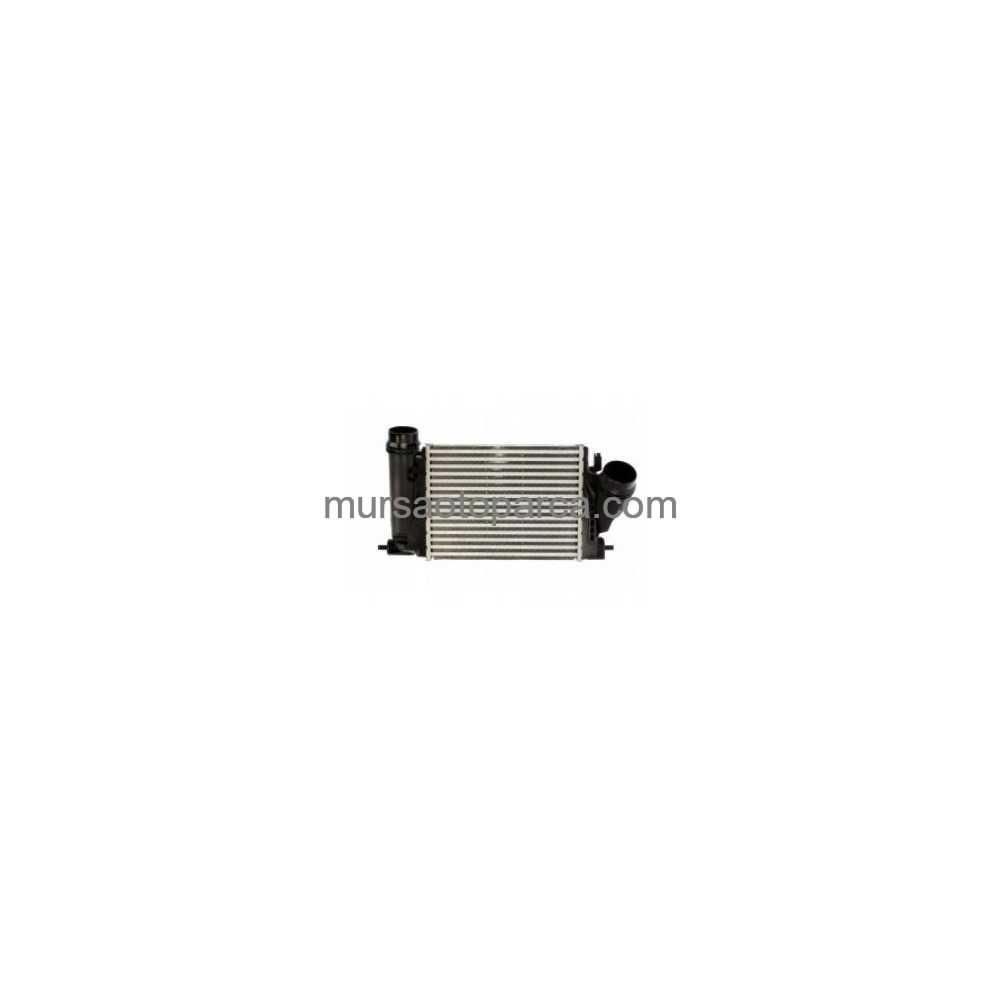Menage İv/Kadjar/ Qashqai Turbo Radyatörü İntercooler 15- 144614Ea0A 