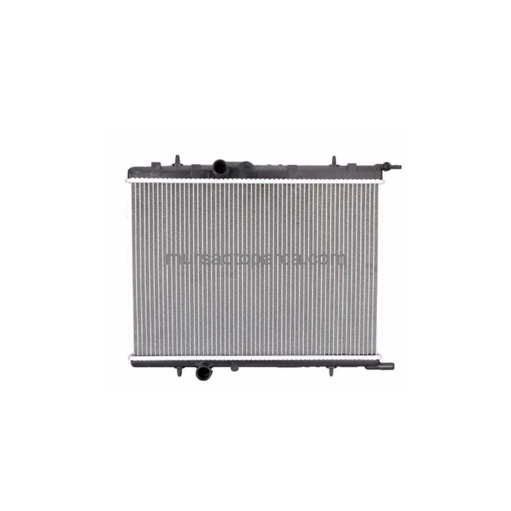 301/207/2008 Su Radyatörü 378X538X28 2013- 1330 P8 