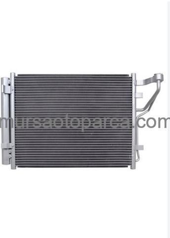 İ30/Ceed D4Fb-D4Ea Klima Radyatörü 2008-2011 976062L600 