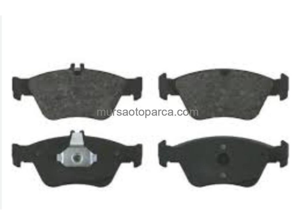 Mercedes W208-210-170 1995-2002 Ön Balata A0044200220 