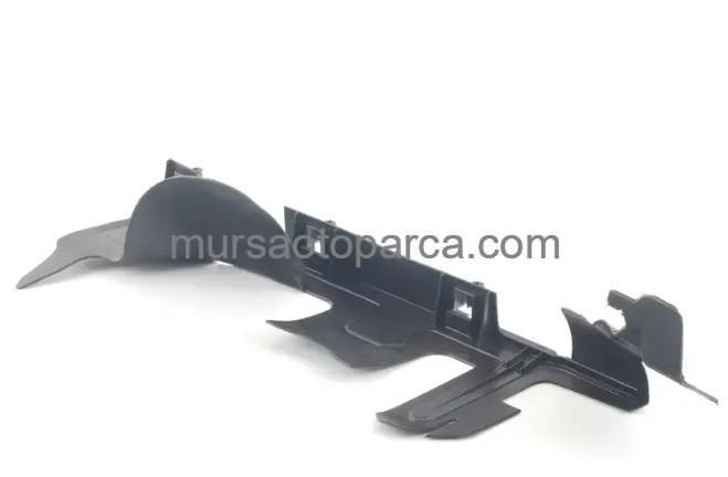 Jetta Radyatör Braketi Sağ 10-14 5C6121284 
