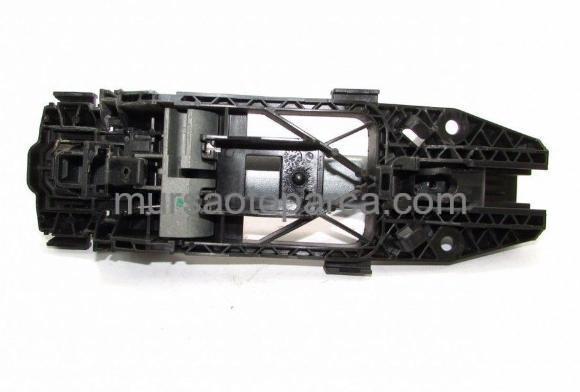 Octavia-Yeti Dış Kapı Kol Braketi Ön Sol 13- 5L0837885C
