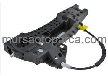 A5 Dış Kapı Kol Braketi Ön Sağ 08- 8T0837886B
