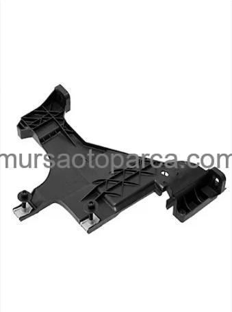 A5 Far Braketi Alt Sağ 12-16 8T0941454D